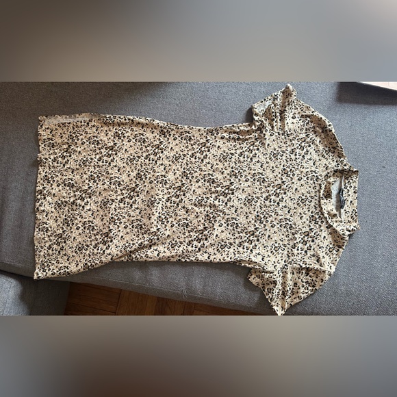 SHEIN SXY Mock Neck Slit Hem Leopard Bodycon Dress - Picture 3 of 3